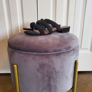 Sandale l'intervalle